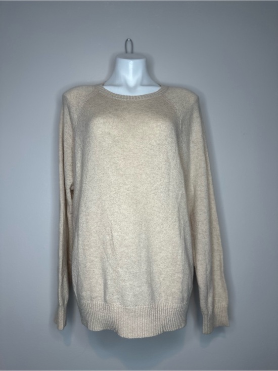 J. Crew Sweaters - J. Crew Reimagined Lambswool Blend Soft Oatmeal Cream Crewneck Sweater Sz L